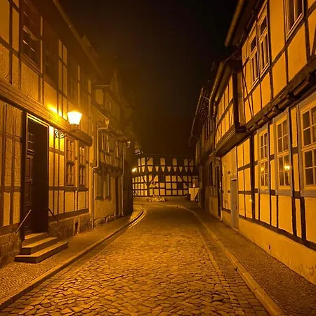 Redlinburg I *